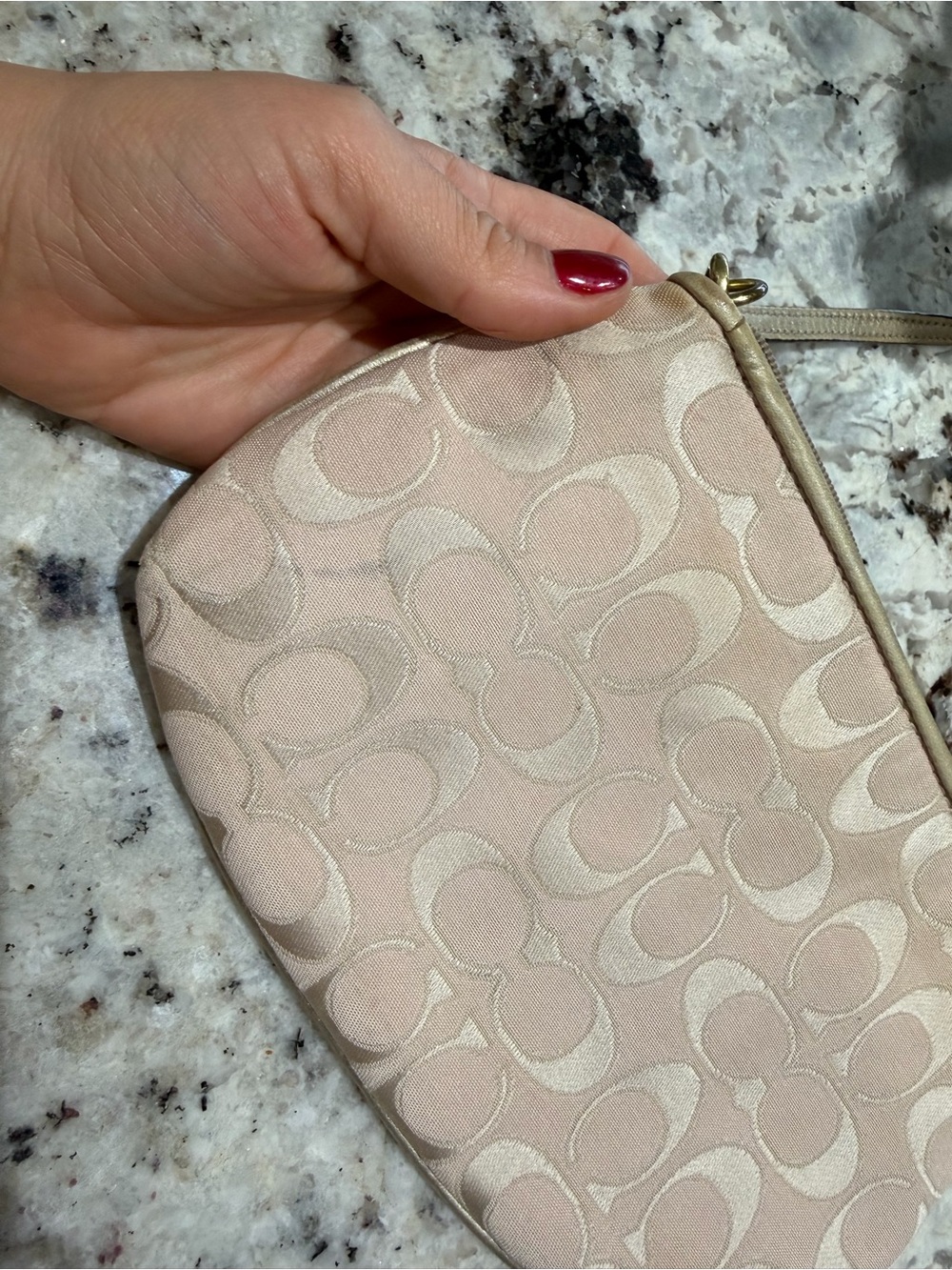 Y2K Coach Mini Shoulder Bag in Blush Beige with Gold Hardware vintage - Picture 7 of 14